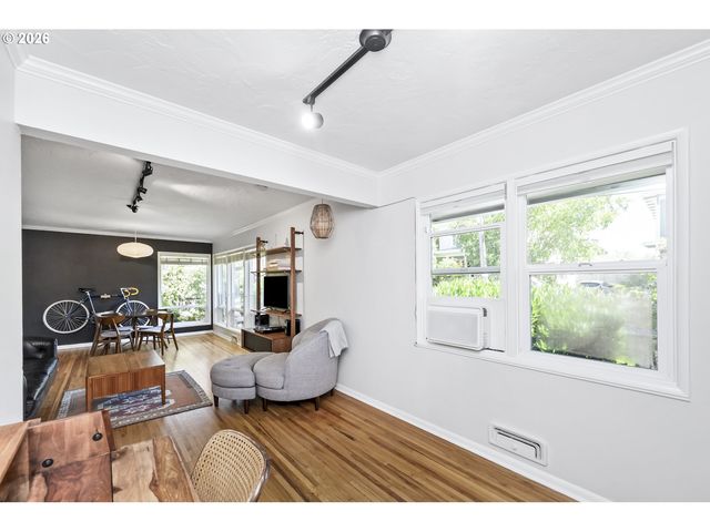 531 Ne CHURCH St, Portland, OR 97211