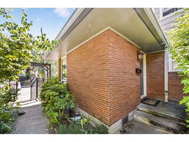 531 Ne CHURCH St, Portland, OR 97211