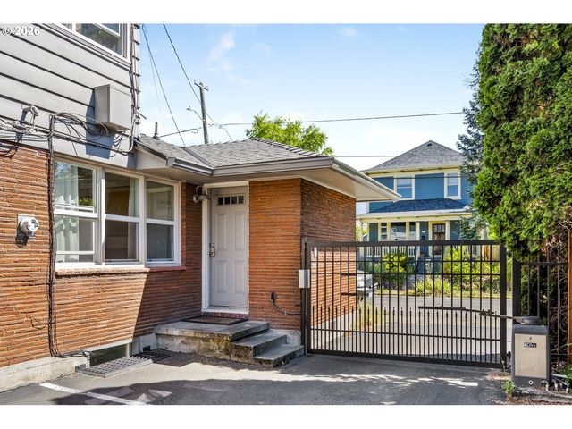 531 Ne CHURCH St, Portland, OR 97211