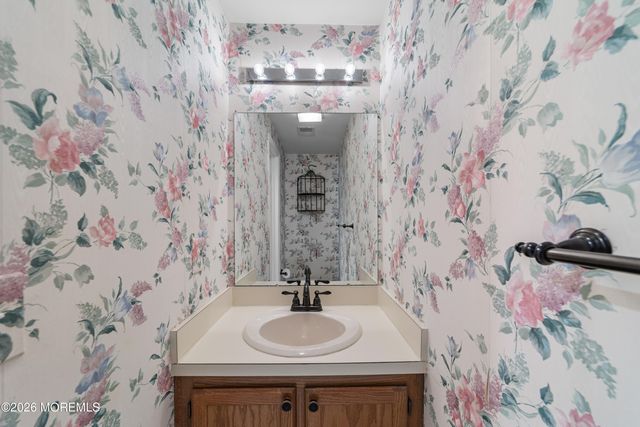 53 Winthrop Road 53F, Monroe, NJ 08831