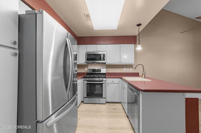 53 Winthrop Road 53F, Monroe, NJ 08831