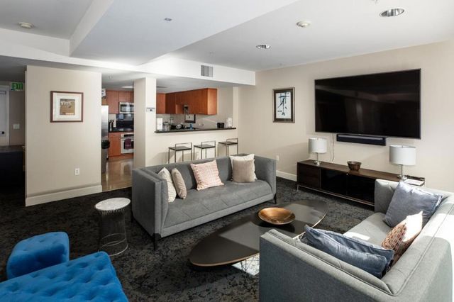 46 W Julian Street 208, San Jose, CA 95110