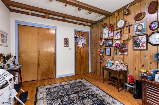 111 E Mountain Rd, Hillsborough Twp., NJ 08844