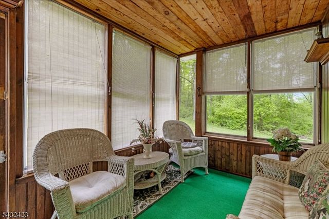 111 E Mountain Rd, Hillsborough Twp., NJ 08844