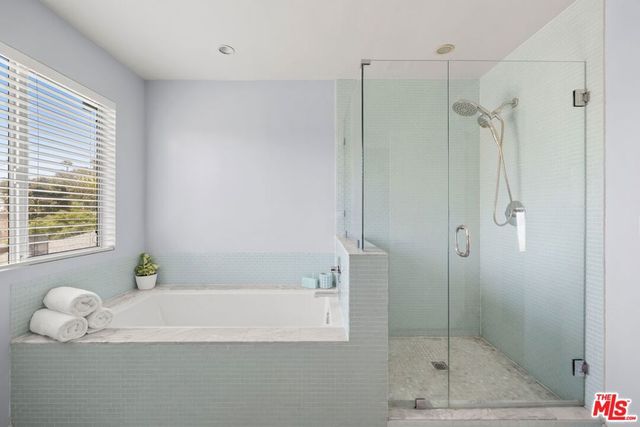 12545 Walsh Avenue, Los Angeles, CA 90066