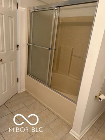 9677 Fireside Lane, Fishers, IN 46038