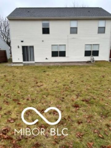 9677 Fireside Lane, Fishers, IN 46038