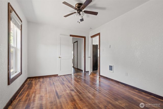 226 SW Lewis St, Chehalis, WA 98532