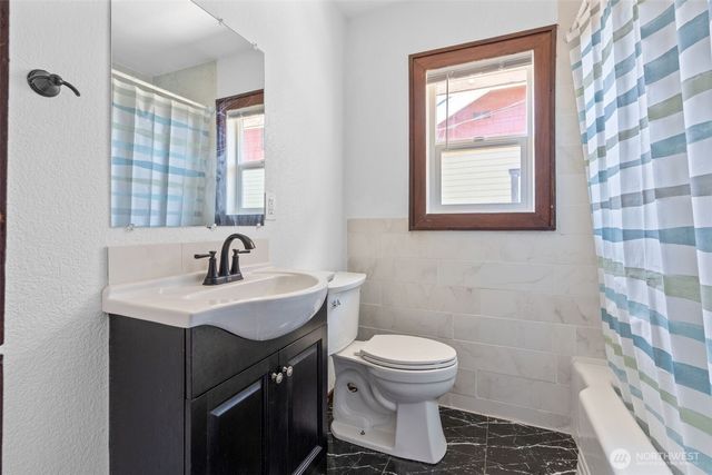 226 SW Lewis St, Chehalis, WA 98532