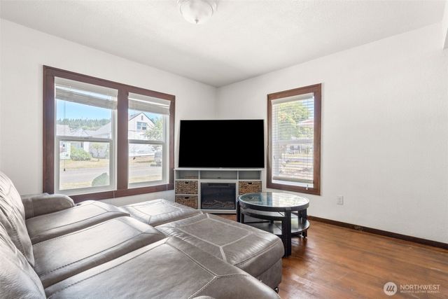 226 SW Lewis St, Chehalis, WA 98532