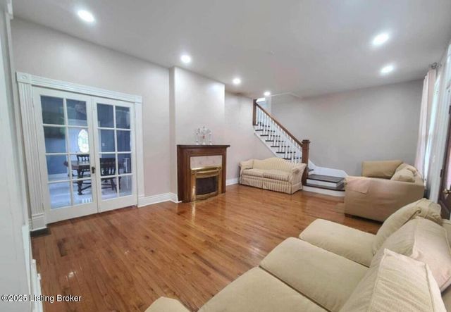 1204 Walter Ave, Louisville, KY 40215