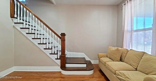 1204 Walter Ave, Louisville, KY 40215