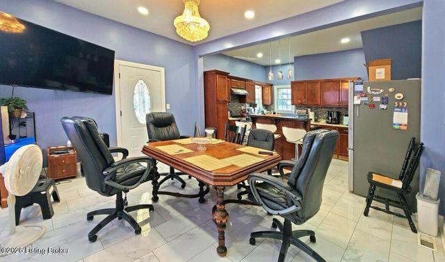 1204 Walter Ave, Louisville, KY 40215