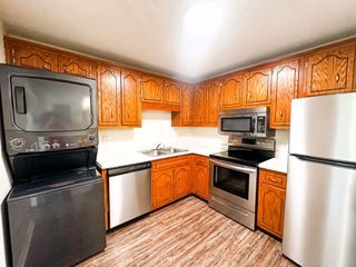 100 Ballygar St Apt J, Clarksville, TN 37043