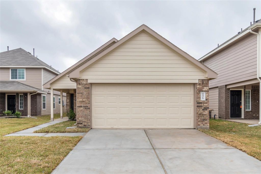 24315 Dolce Marina Drive, Katy, TX 77493