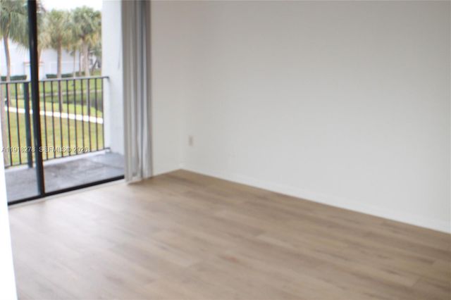 9044 W Atlantic Blvd 323, Coral Springs, FL 33071