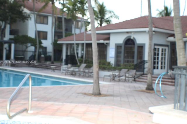 9044 W Atlantic Blvd 323, Coral Springs, FL 33071