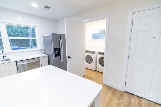 3501 Eastway Drive, Charlotte, NC 28205