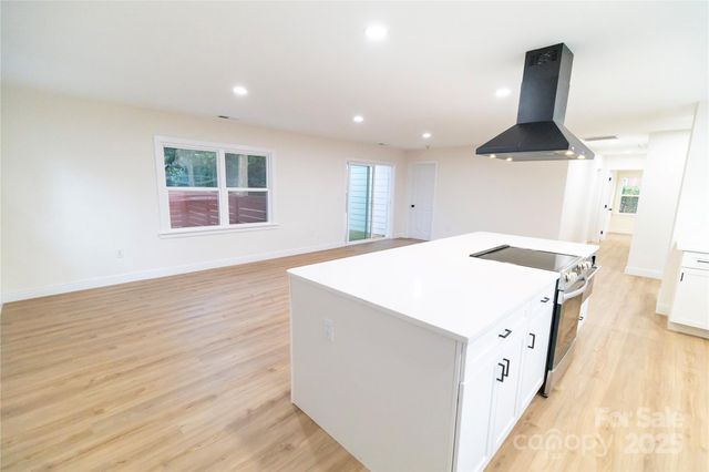 3501 Eastway Drive, Charlotte, NC 28205