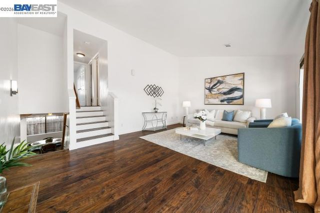 347 E T St, Benicia, CA 94510