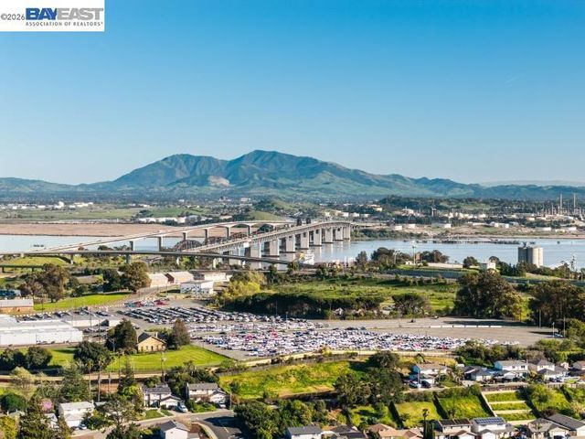 347 E T St, Benicia, CA 94510