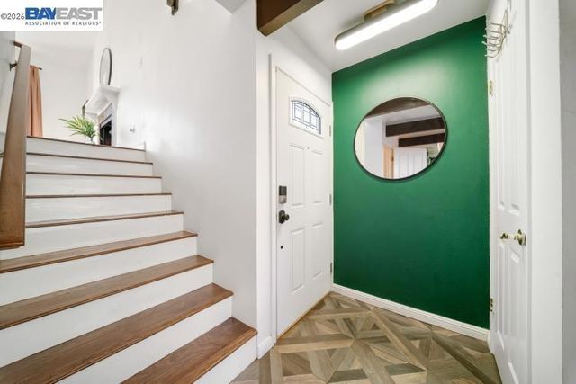 347 E T St, Benicia, CA 94510