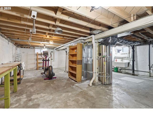 8420 N SMITH St, Portland, OR 97203