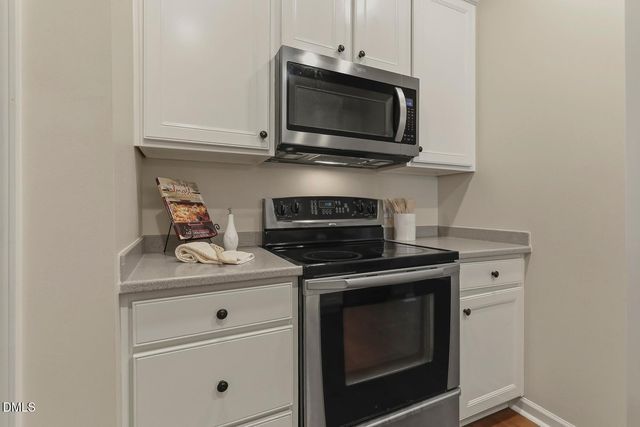 2625 Asher View Court, Raleigh, NC 27606