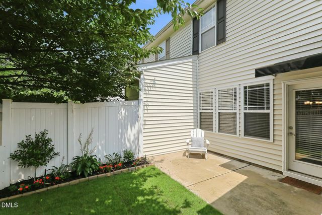 2625 Asher View Court, Raleigh, NC 27606