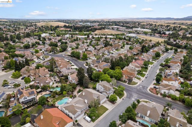 2433 Mimosa Way, Antioch, CA 94509