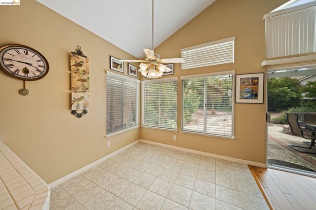2433 Mimosa Way, Antioch, CA 94509