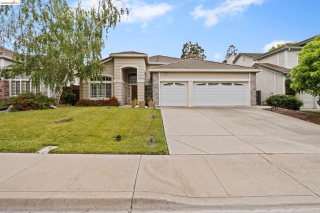 2433 Mimosa Way, Antioch, CA 94509