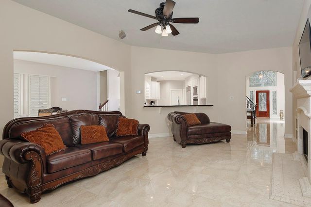 11827 Water Oak Drive, Magnolia, TX 77354