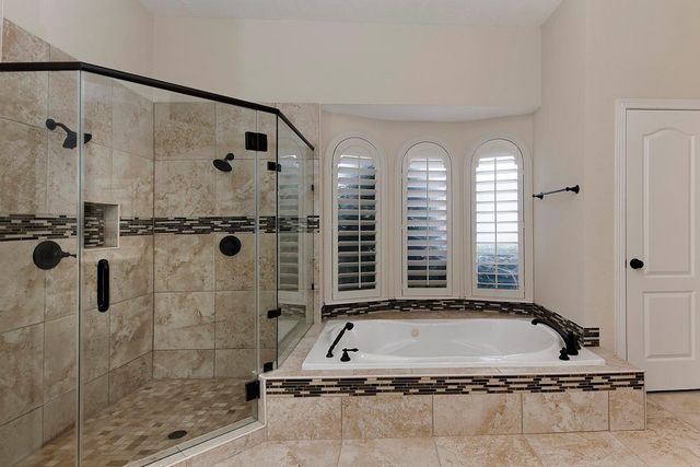 11827 Water Oak Drive, Magnolia, TX 77354
