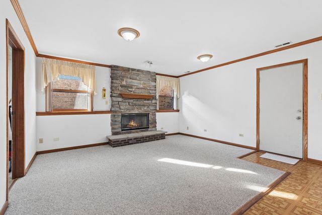 8959 W 169th Place, Orland Hills, IL 60477