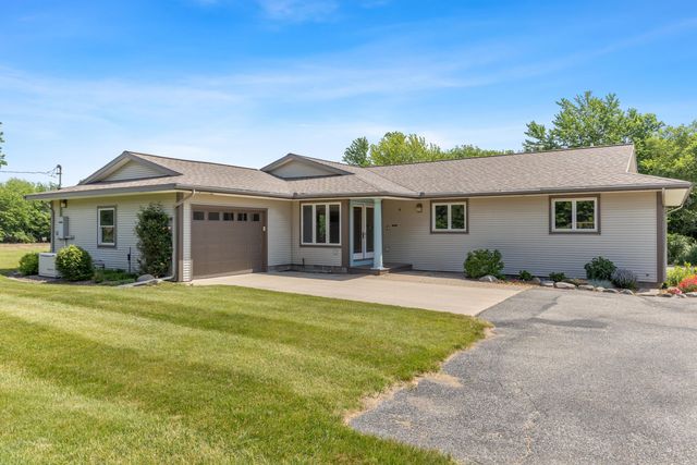 3252 N 160th Avenue, Holland, MI 49424