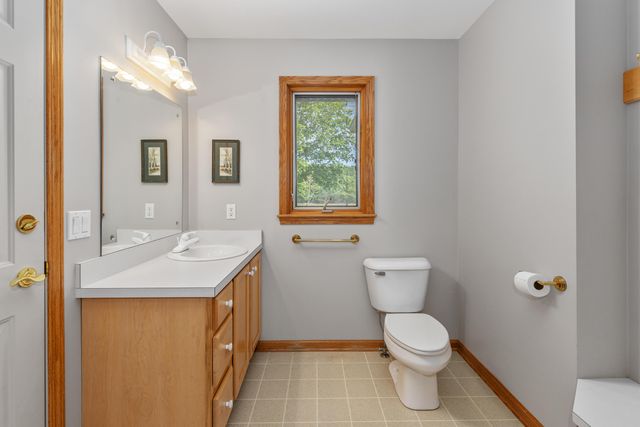 3252 N 160th Avenue, Holland, MI 49424