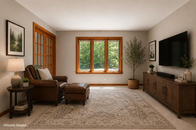 3252 N 160th Avenue, Holland, MI 49424