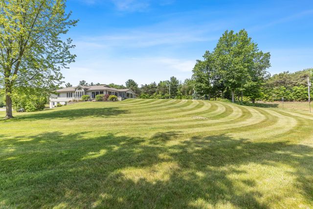 3252 N 160th Avenue, Holland, MI 49424