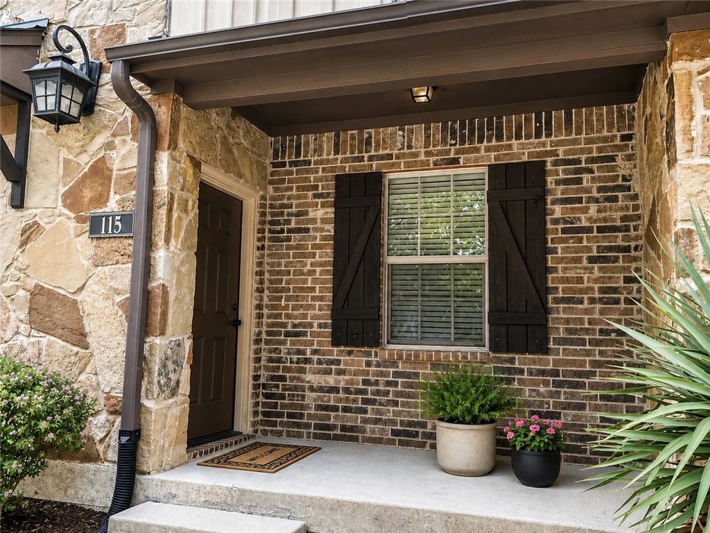 115 Armored Avenue, College Station, TX 77845 — photo 2
