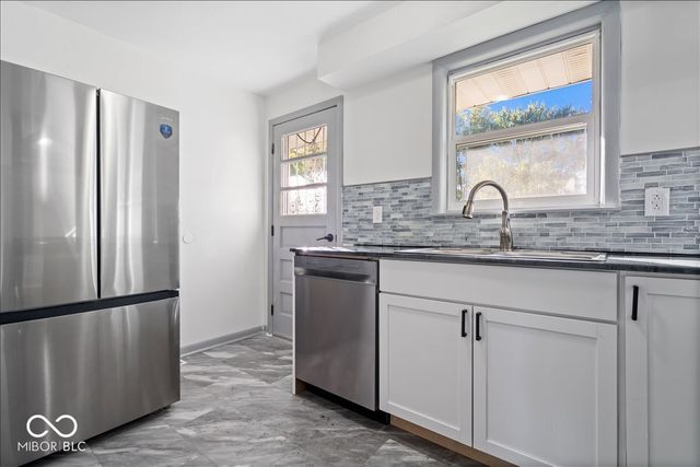 8525 W State Road 236, Middletown, IN 47356