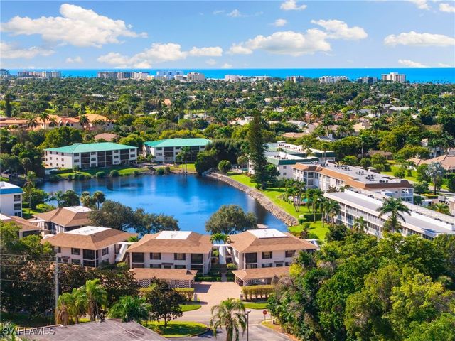 3135 Riviera DR B205, Naples, FL 34103