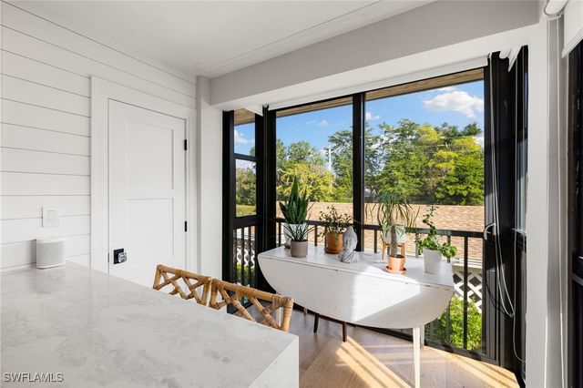 3135 Riviera DR B205, Naples, FL 34103