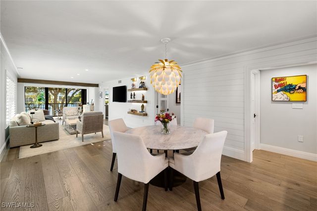 3135 Riviera DR B205, Naples, FL 34103