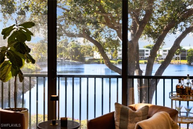 3135 Riviera DR B205, Naples, FL 34103