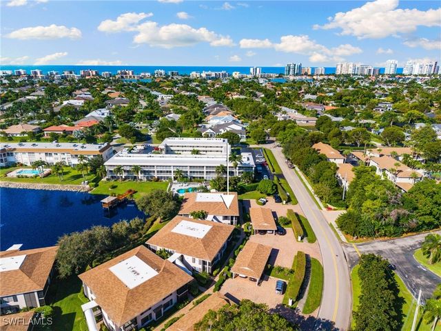 3135 Riviera DR B205, Naples, FL 34103