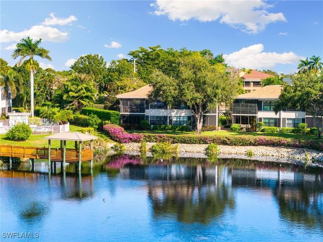 3135 Riviera DR B205, Naples, FL 34103