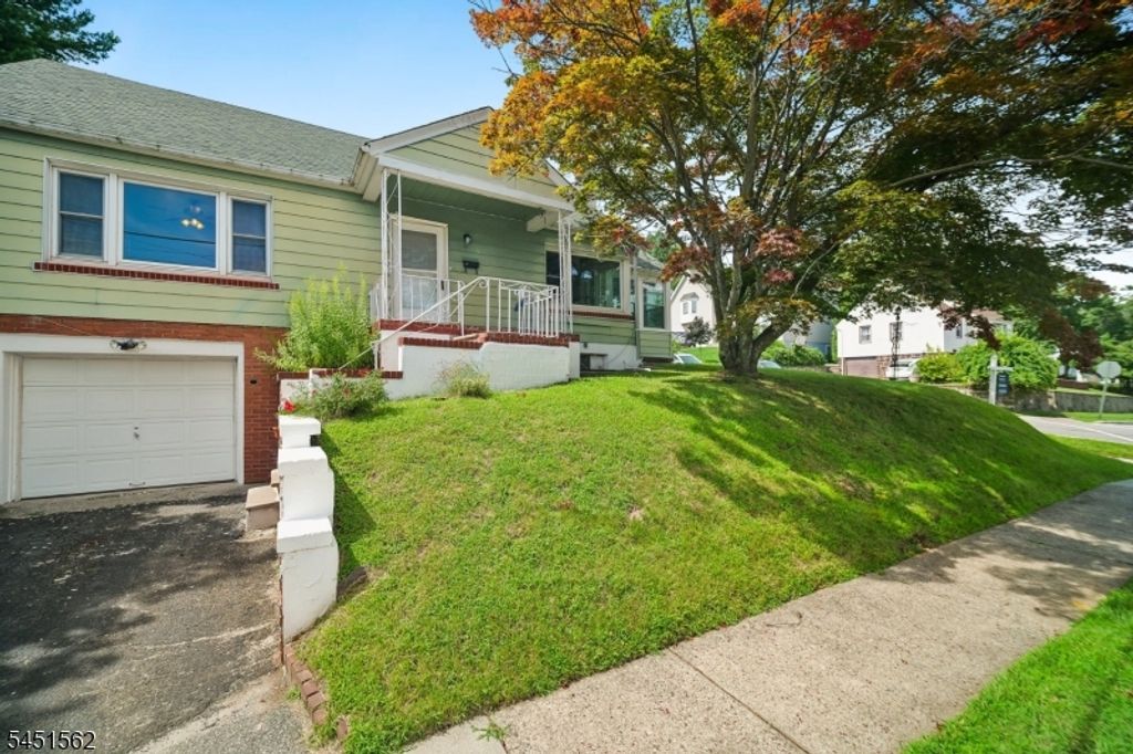 38 Lincoln Ave, West Orange Twp., NJ 07052 — photo 2