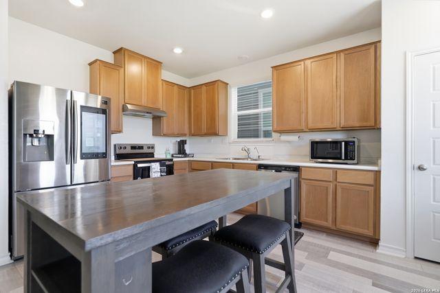 10643 W MILITARY DR unit 13, San Antonio, TX 78251