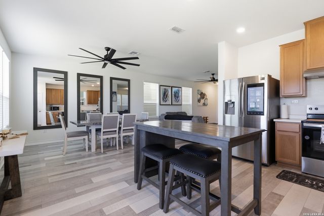 10643 W MILITARY DR unit 13, San Antonio, TX 78251